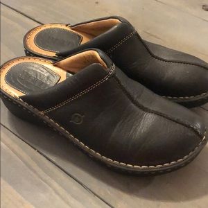 Born clogs size 7